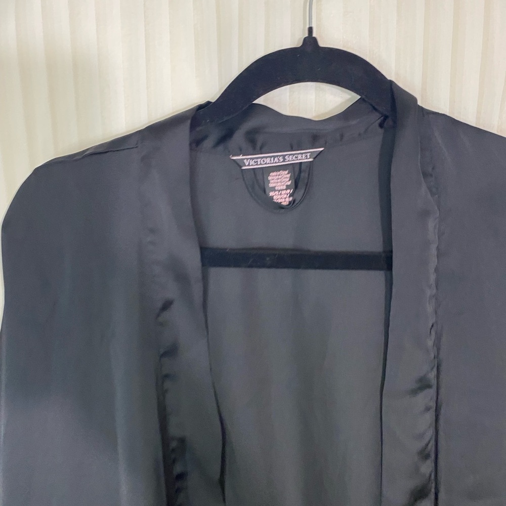 Victoria’s Secret Black Satin Kimono Robe Women’s S Sheer Ruffle Trim Tie Waist - Picture 2 of 5